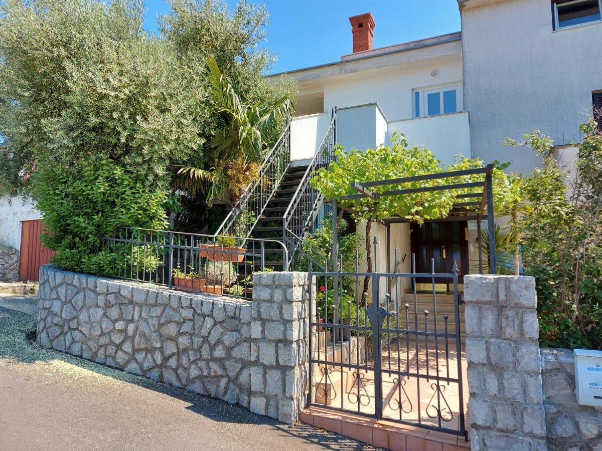Apartments Bolonic Krk Town Exterior foto